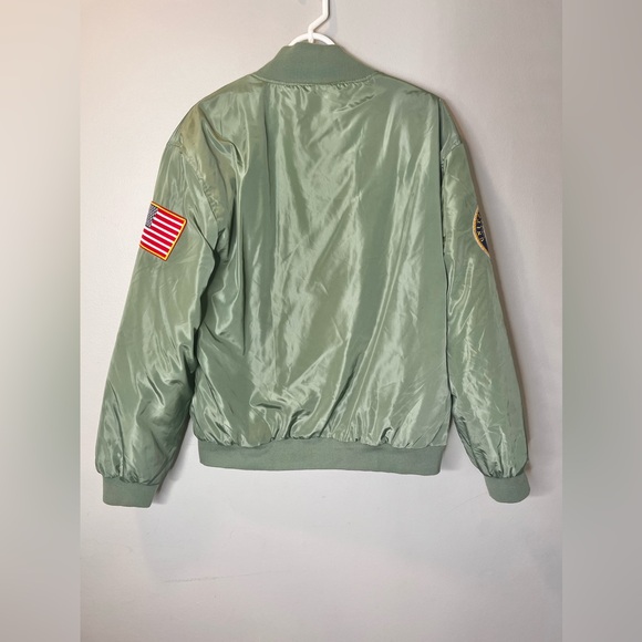 Navy Bomber men’s top gun fighter pilot patch jacket satin green size large - Picture 7 of 8